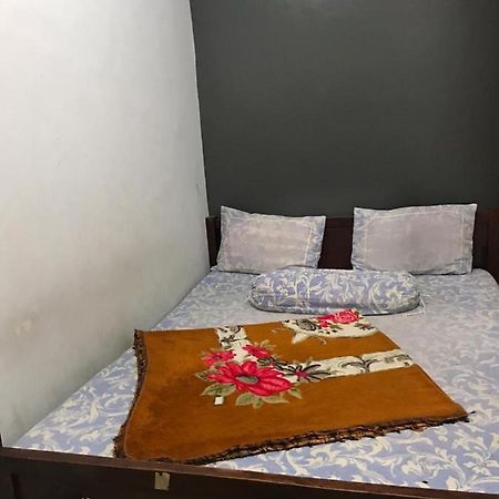 Villa & Guest House Batu Indah Экстерьер фото